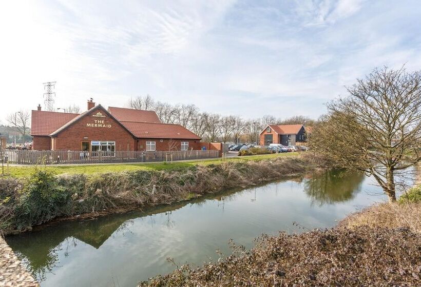 בית מלון כפרי Mermaid, Ipswich By Marston's Inns