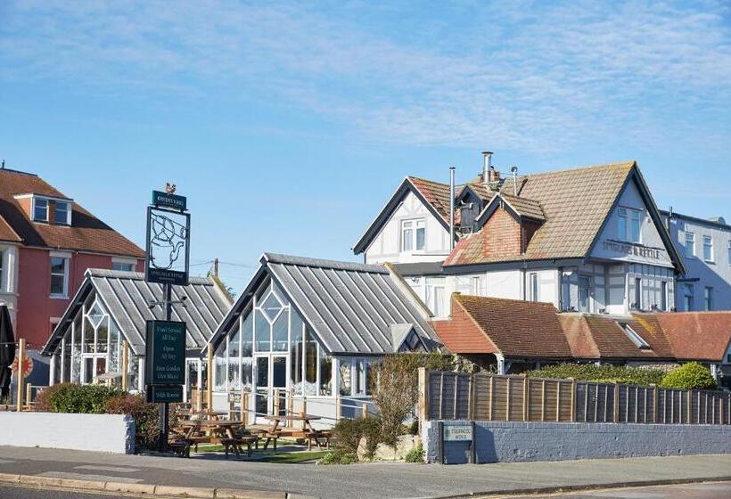 Отель The Spyglass & Kettle By Greene King Inns