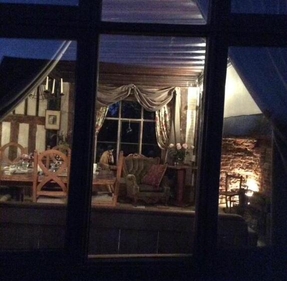 Valley Farmhouse B&b