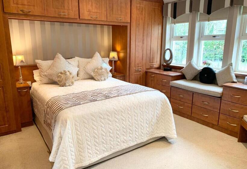 Ayrs And Graces   Luxury Bed And Breakfast