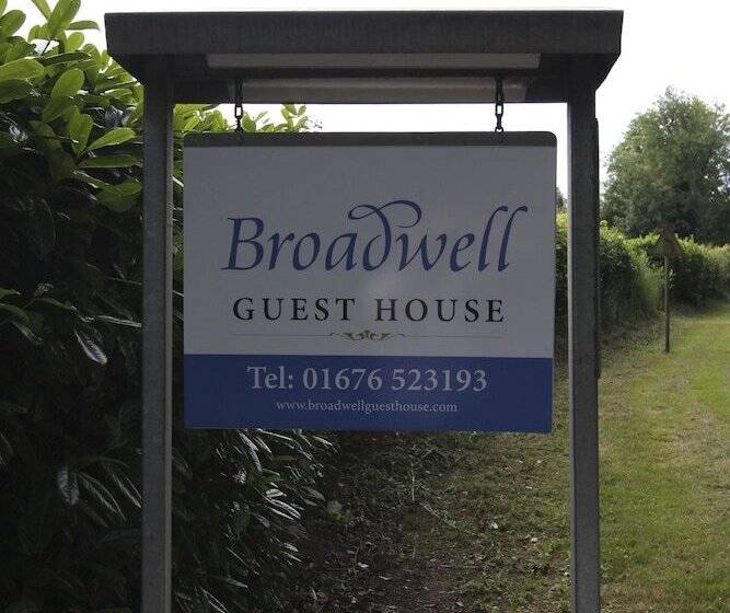 تختخواب و صبحانه Broadwell Guest House
