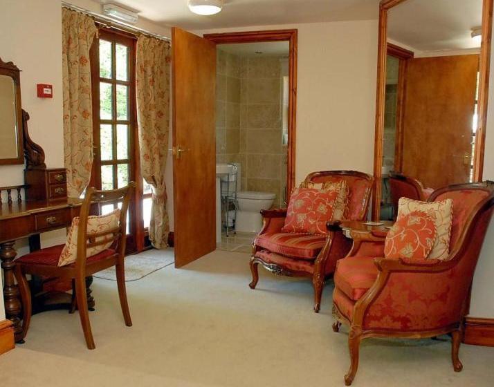 مبيت وإفطار Hopbine House