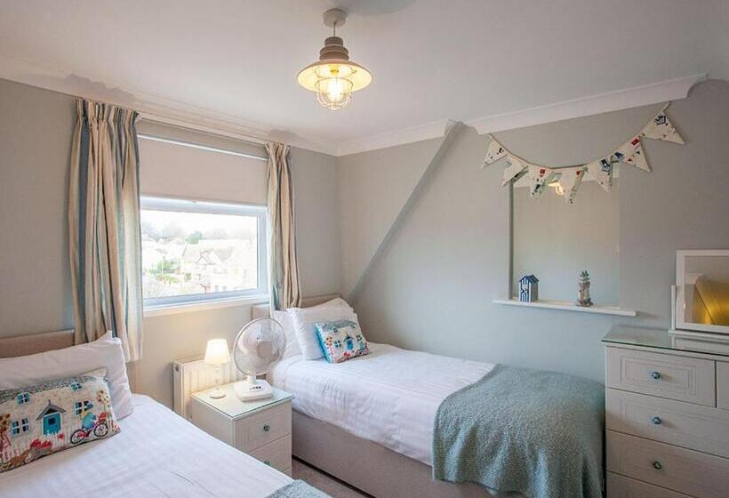 مبيت وإفطار The Castleton