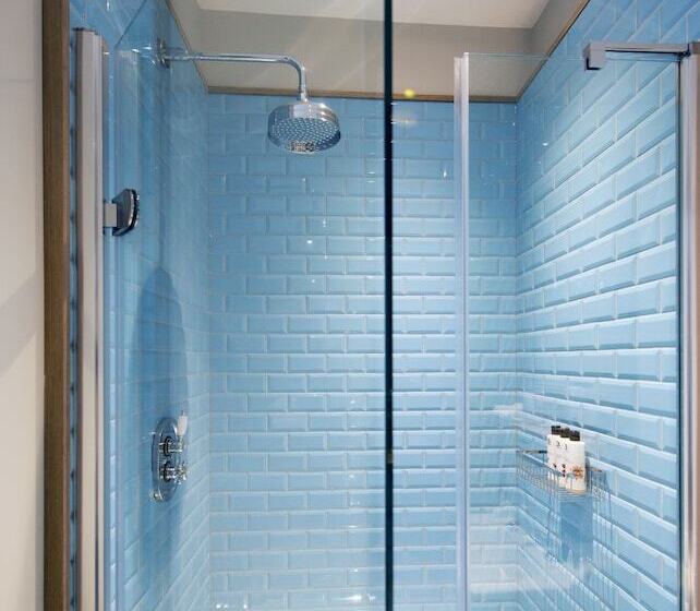 فندق The Coach House