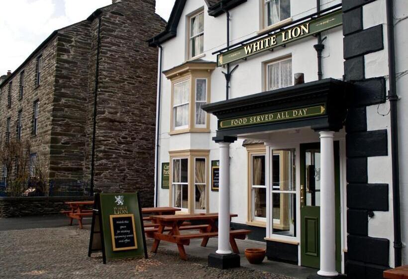 هتل The White Lion