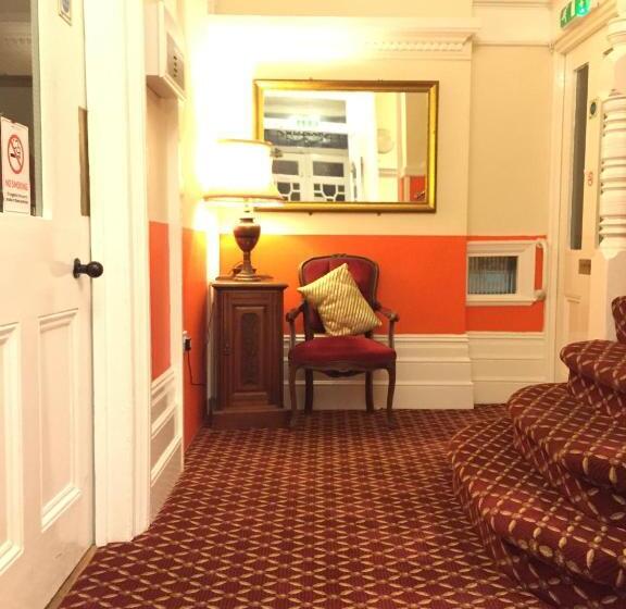 Welbeck Hotel   Close To Beach, Train Station & Southend Airport