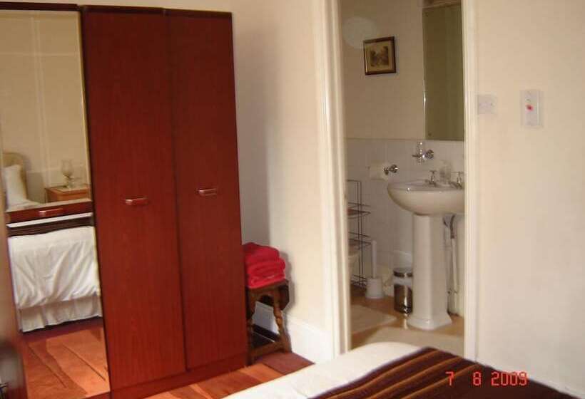 旅馆 White House View Guest House