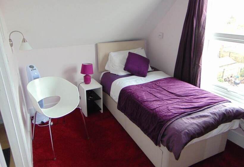 旅馆 White House View Guest House