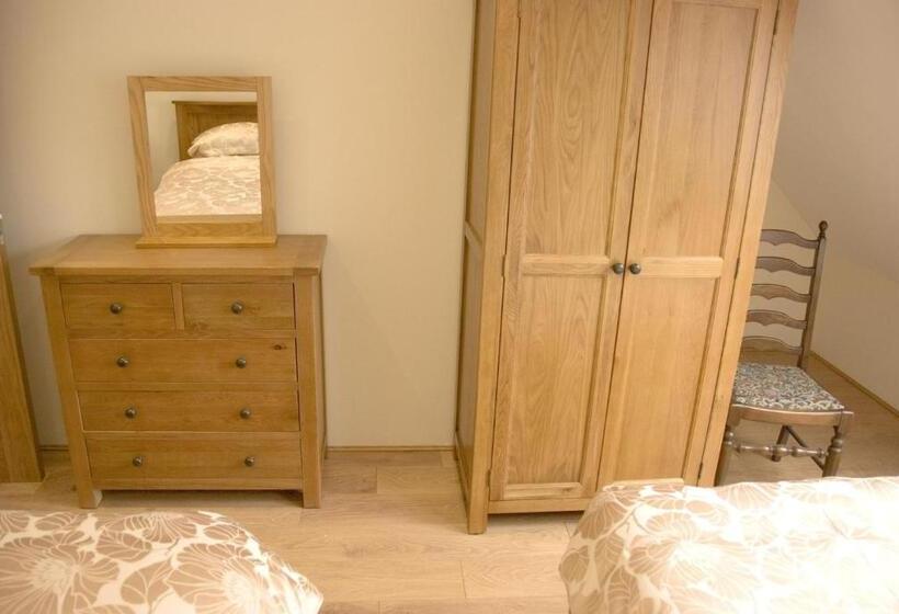 مبيت وإفطار Courtyard Mews Armagh City