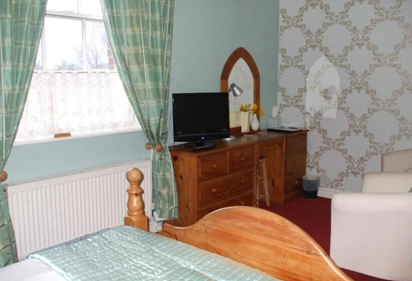 민박 Ternhill Farm House   5 Star Guest Accommodation With Optional Award Winning Breakfast