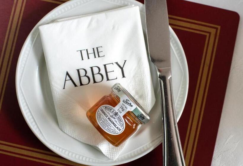 تختخواب و صبحانه The Abbey Town House   Cheltenham