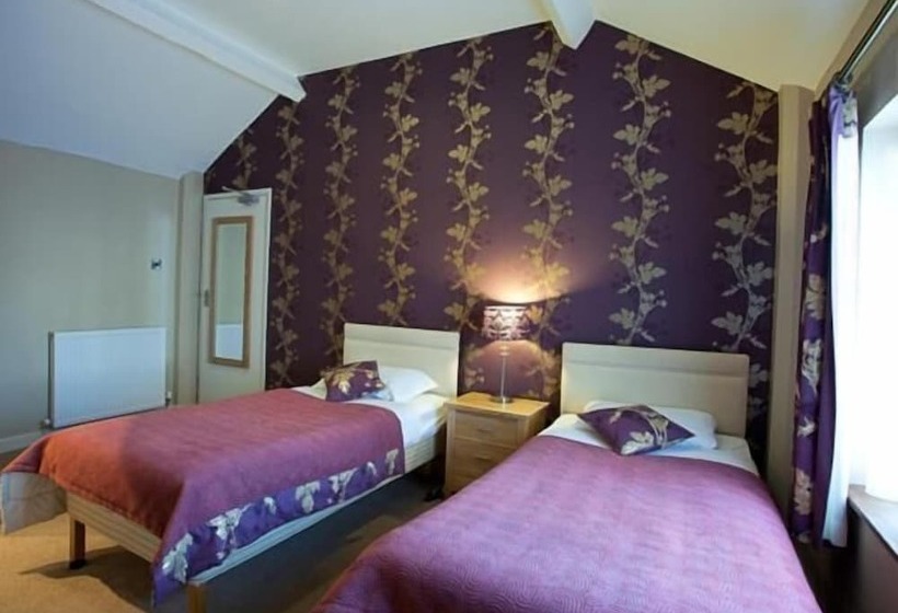 تختخواب و صبحانه The Carlton