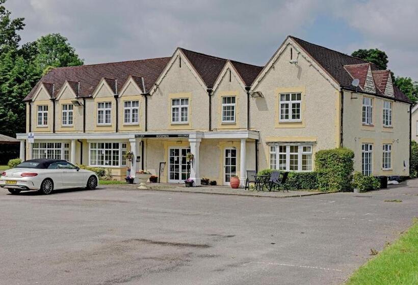 تختخواب و صبحانه The Gables Hotel, Birmingham Airport