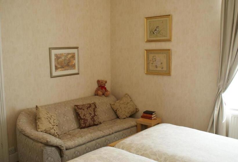 تختخواب و صبحانه The Norwood Guest House