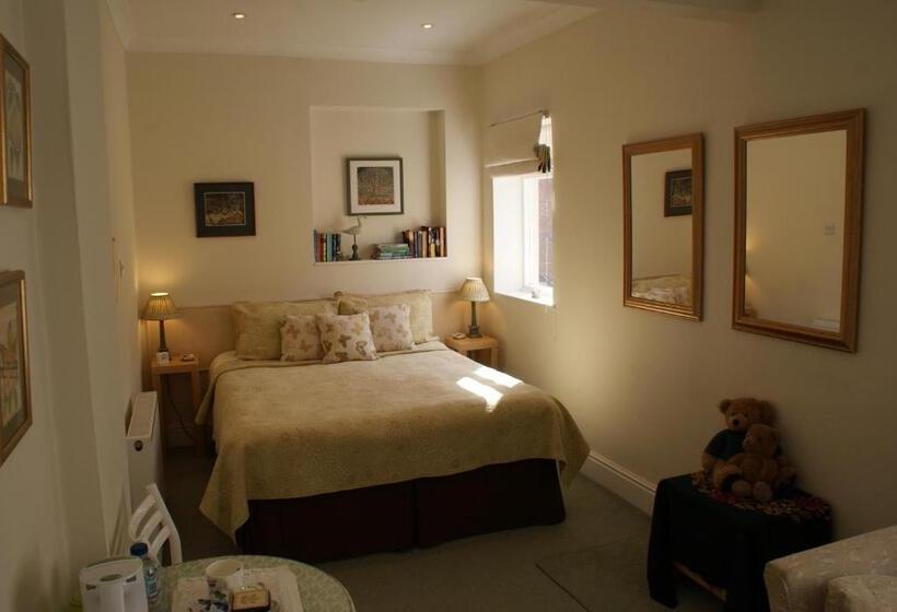 تختخواب و صبحانه The Norwood Guest House