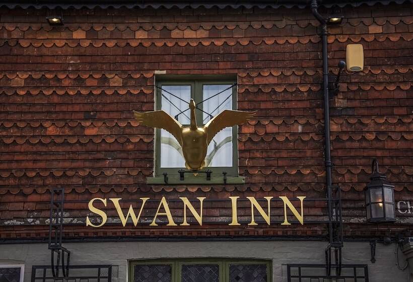 مبيت وإفطار The Swan Inn