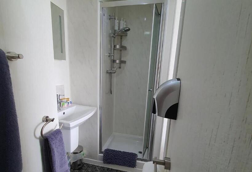 تختخواب و صبحانه Tregarthen   Adult Only
