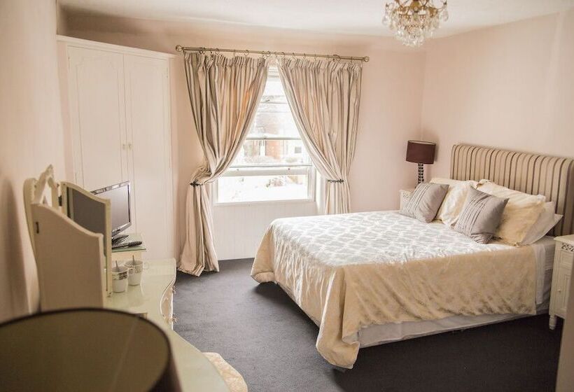 هتل Aylestone Court