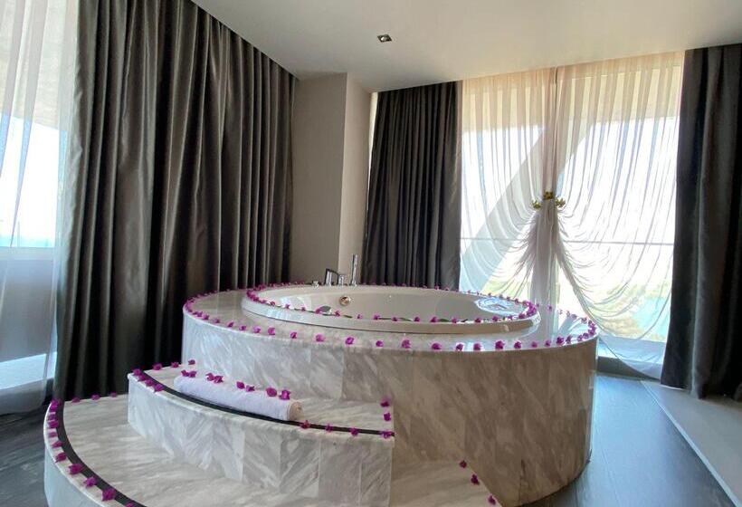 Bosphorus Sorgun Hotel   All Inclusive
