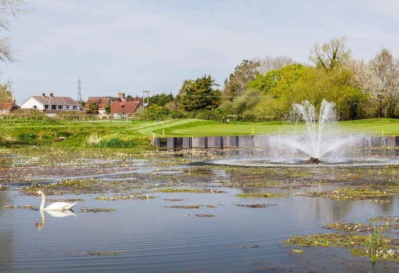 هتل Dudsbury Golf Club   And Spa