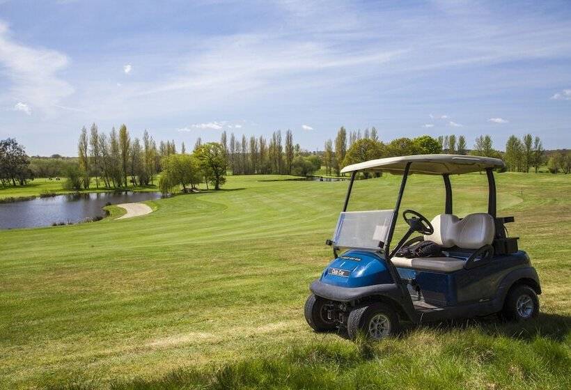 هتل Dudsbury Golf Club   And Spa
