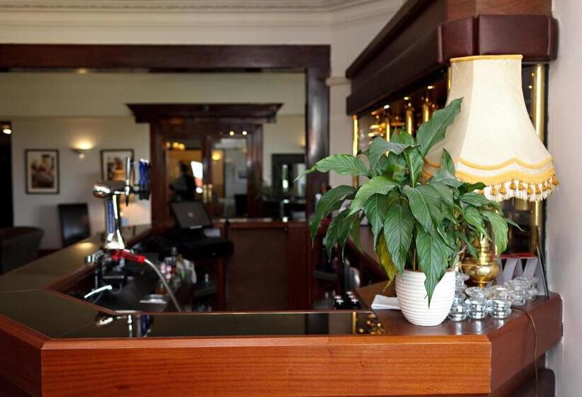 호텔 Links Country Park