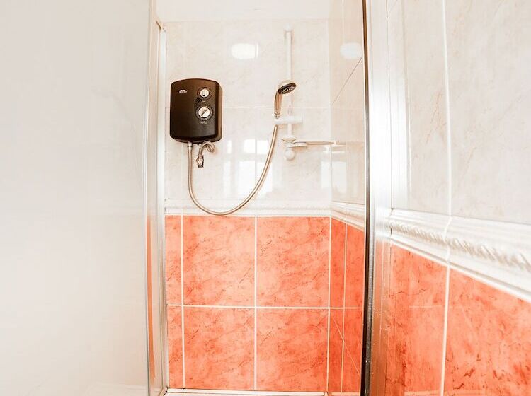 فندق Station Road Inn