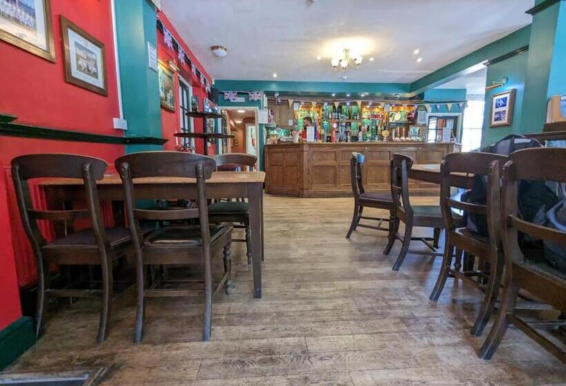 בית מלון כפרי The Earl Of Derby