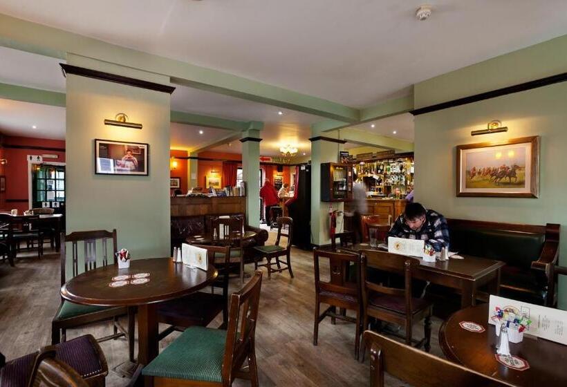 בית מלון כפרי The Earl Of Derby