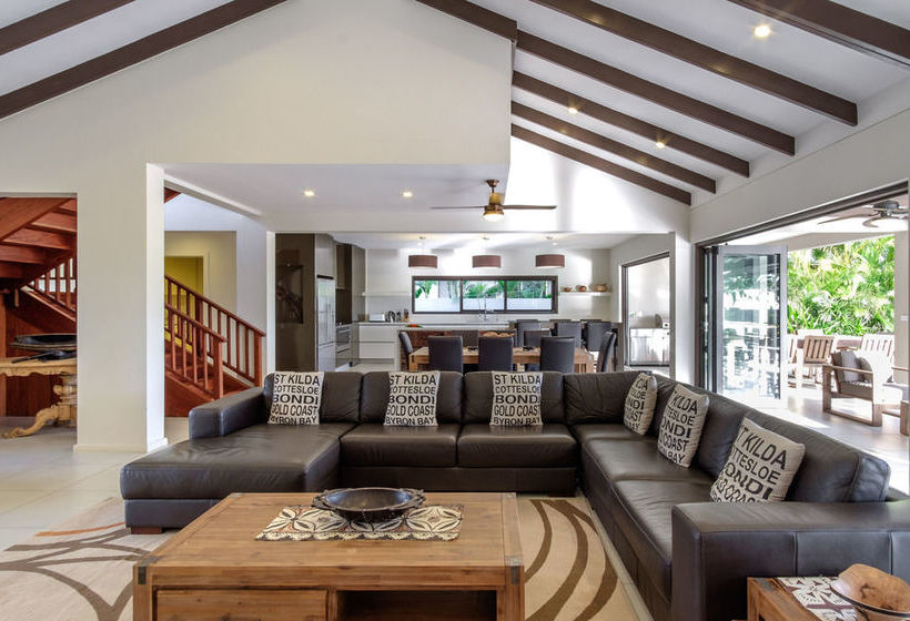 Naisoso Island Resort Villas