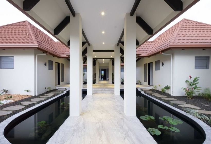 Naisoso Island Resort Villas