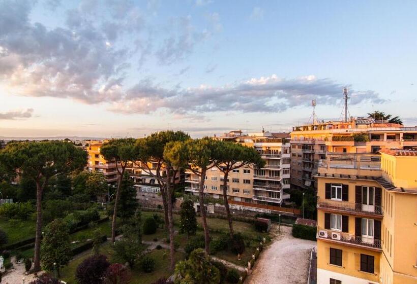 پانسیون Ostello Villa Monte Mario