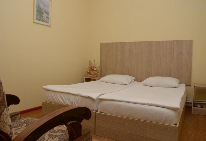 Starhostel