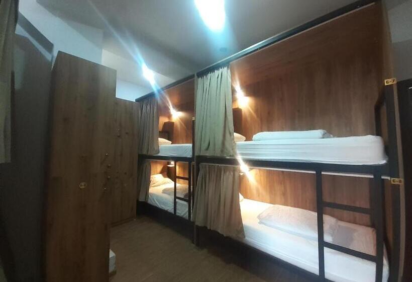Starhostel
