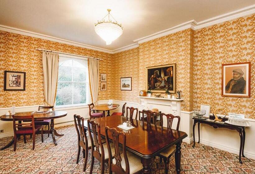 The Forest Country House B&b