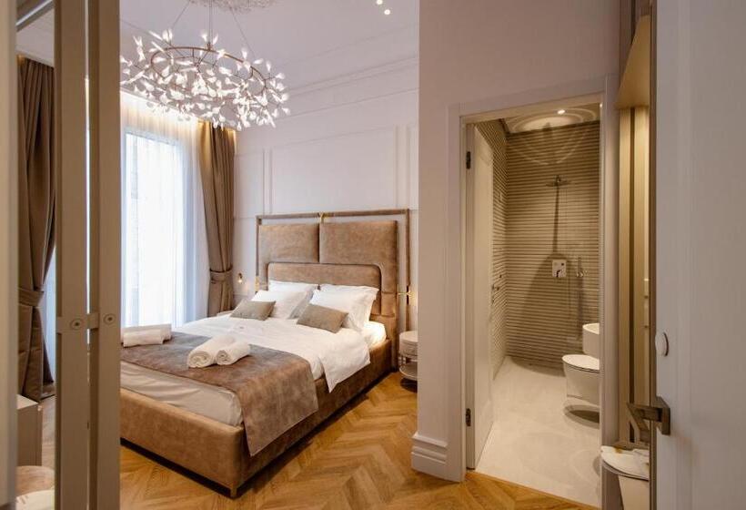The Crown Boutique Hotel & Spa