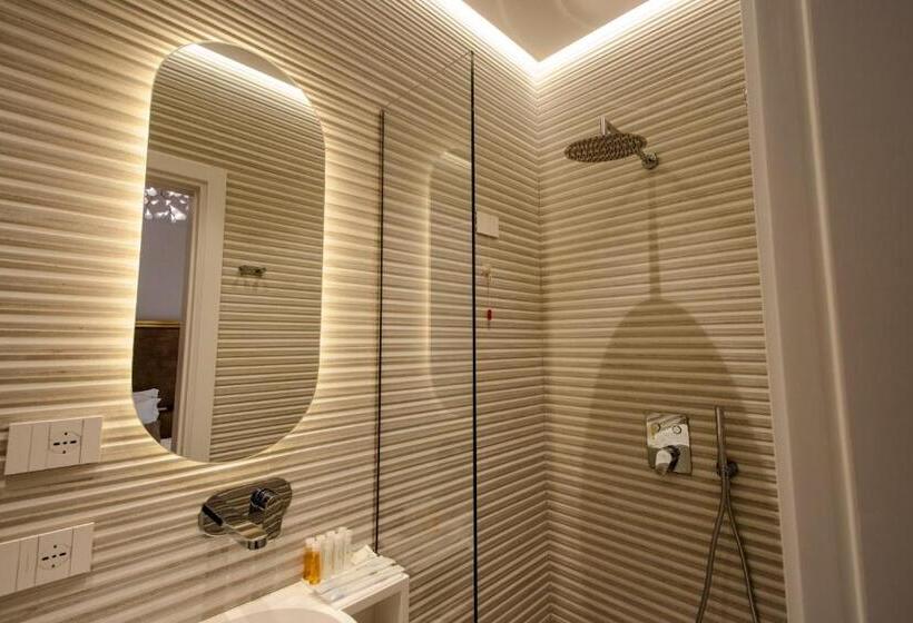The Crown Boutique Hotel & Spa