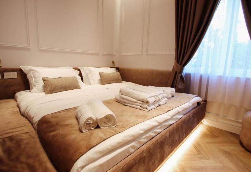 The Crown Boutique Hotel & Spa