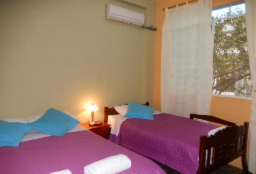 هاستل Ariana S Galapagos Hostal