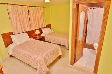 هاستل Hostal Gampala