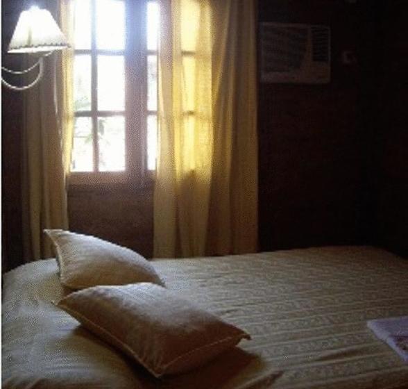 هاستل Residencial Azaleas Place Guest House