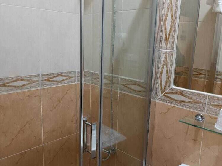 هاستل Rooms Los Montes