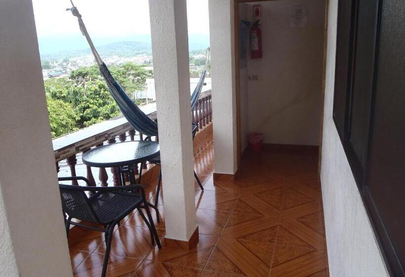 مبيت وإفطار Hostal Limoncocha