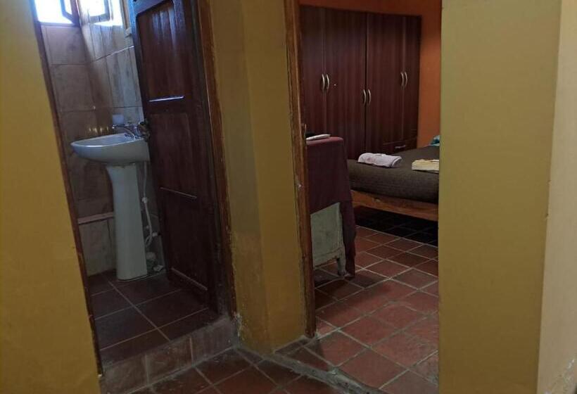 Carnavalito Hostel Tilcara