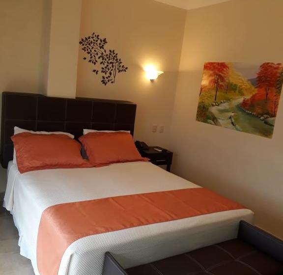Club Del Campo   Hotel & Centro De Convenciones