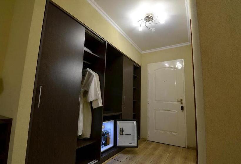 هتل Alto Verde Suite & Apart
