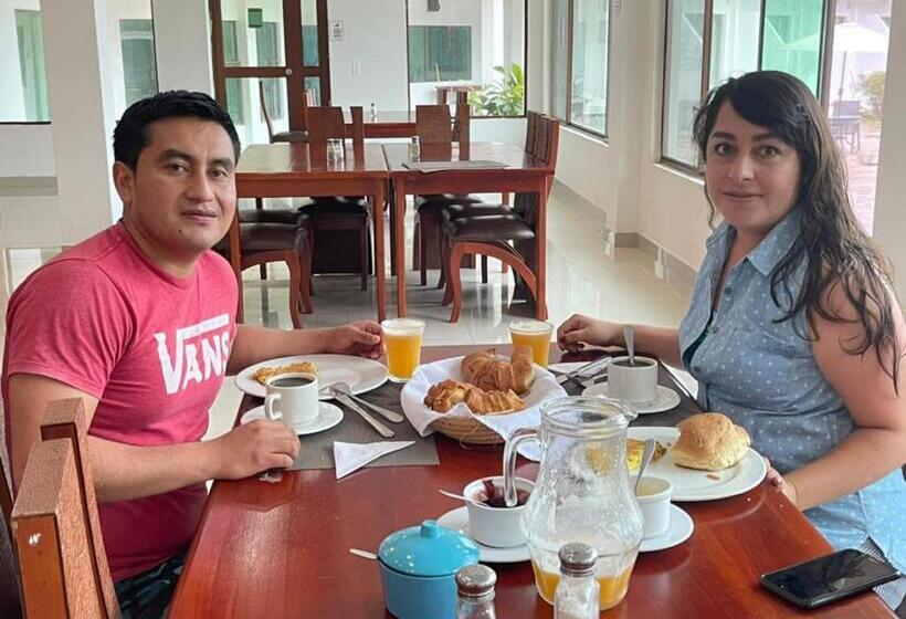 هتل Galapagos Tortuga Bay