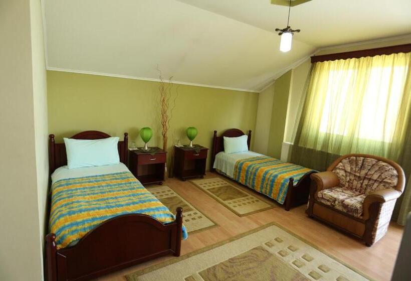 هتل Guesthouse Bimbli