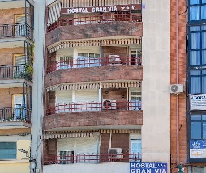 هتل Hostal Gran Vía