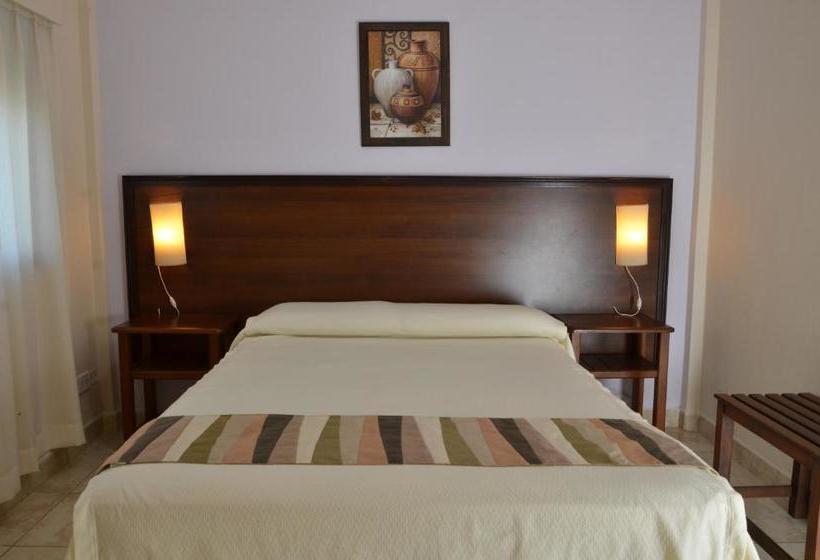 فندق Portal Del Río